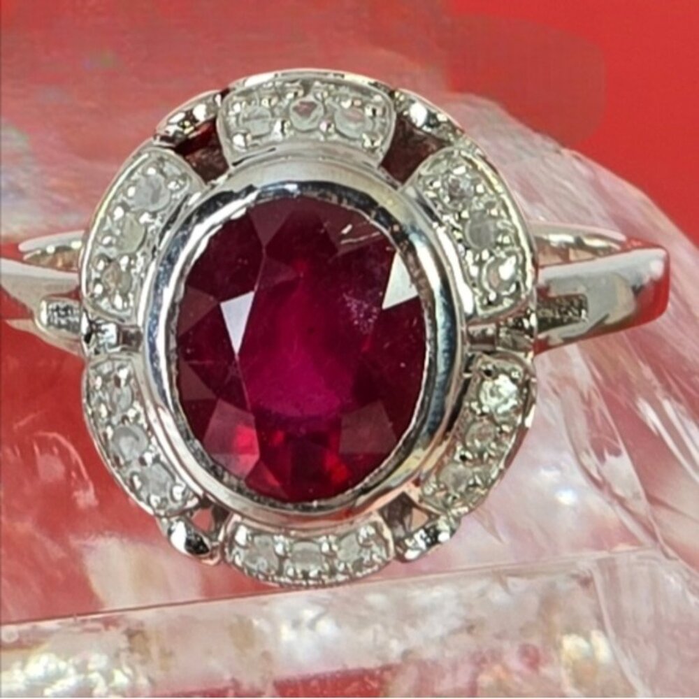 925 Sterling Silver Ring Sz 6.5 with Natural Ruby & Natural Diamonds - Picture 8 of 14